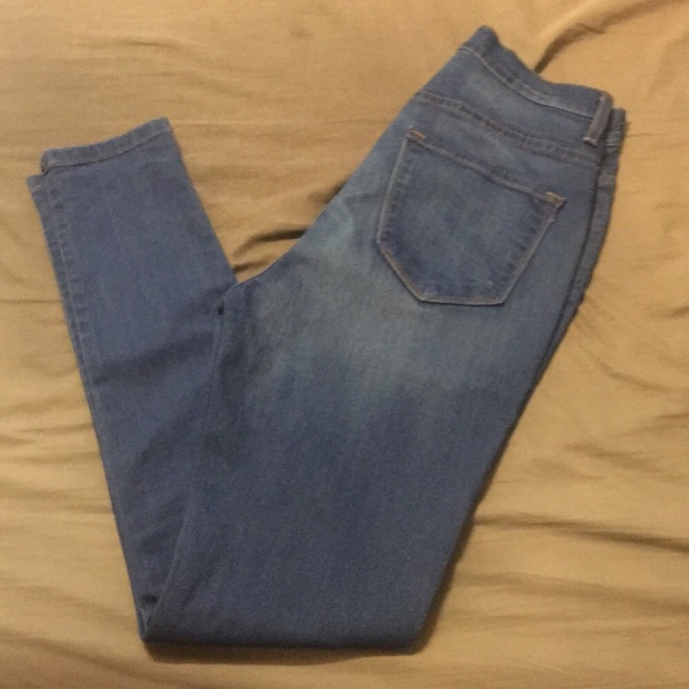 “Classic High Waist” skinny jeans